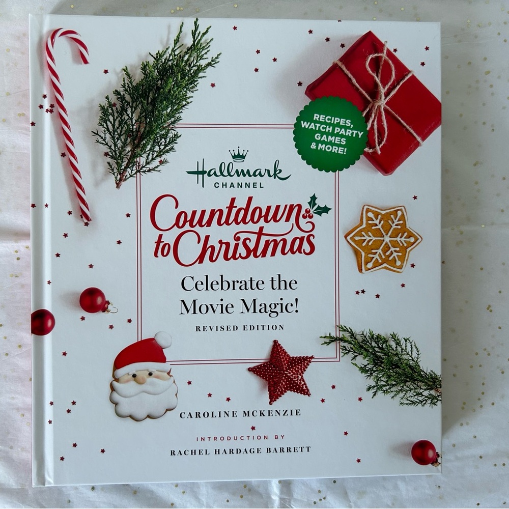 New Hallmark Channel Countdown To Christmas Hardcover Book🎄🎅⛄️❤️❄️
